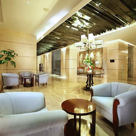 The Grove Suites By Grand Aston Giacarta Esterno foto