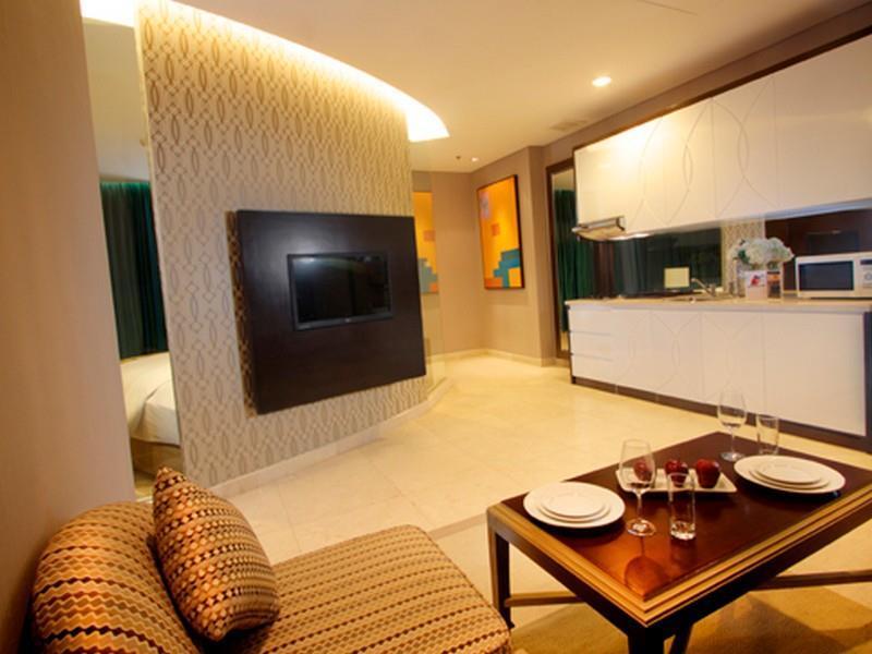 The Grove Suites By Grand Aston Giacarta Esterno foto