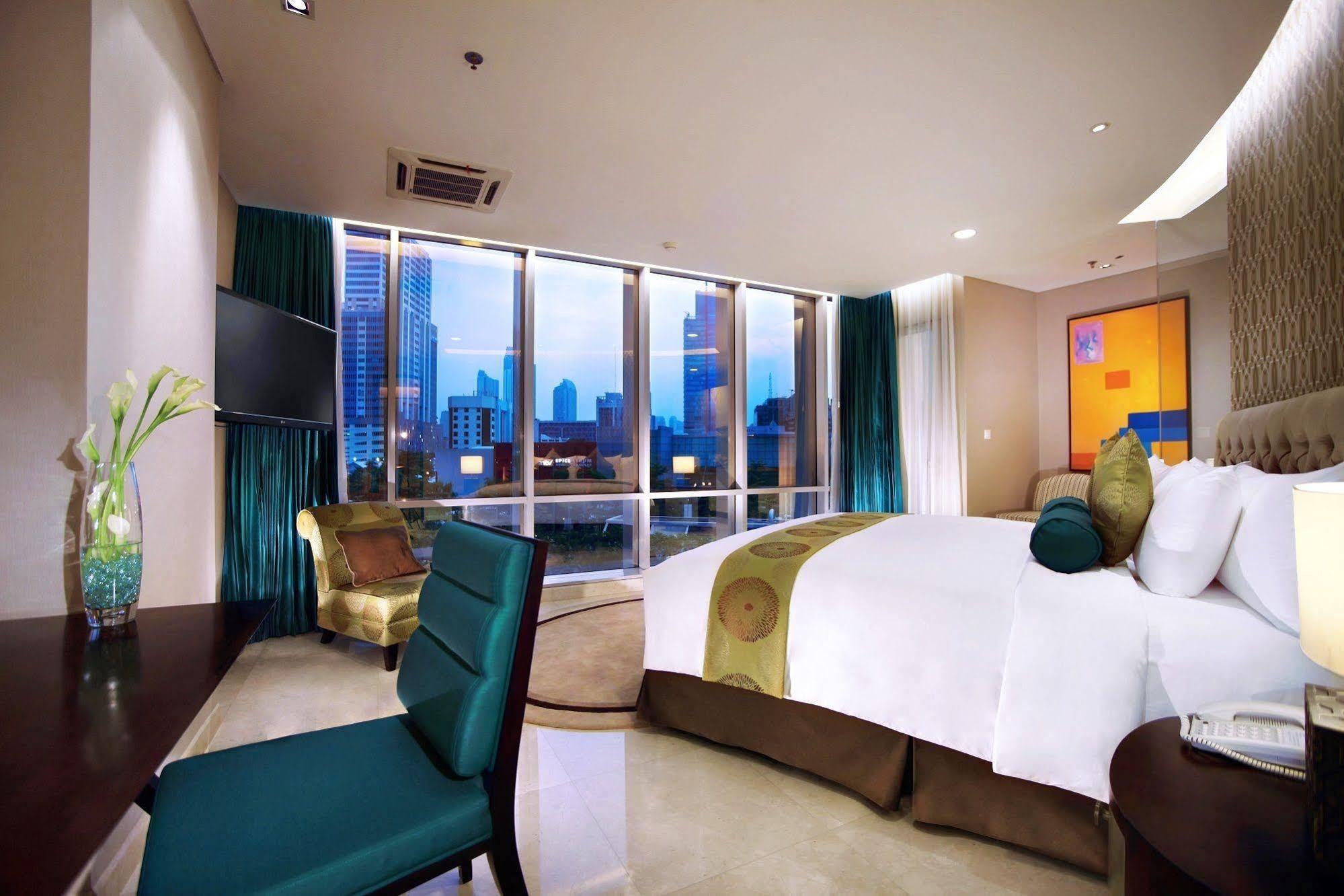 The Grove Suites By Grand Aston Giacarta Esterno foto