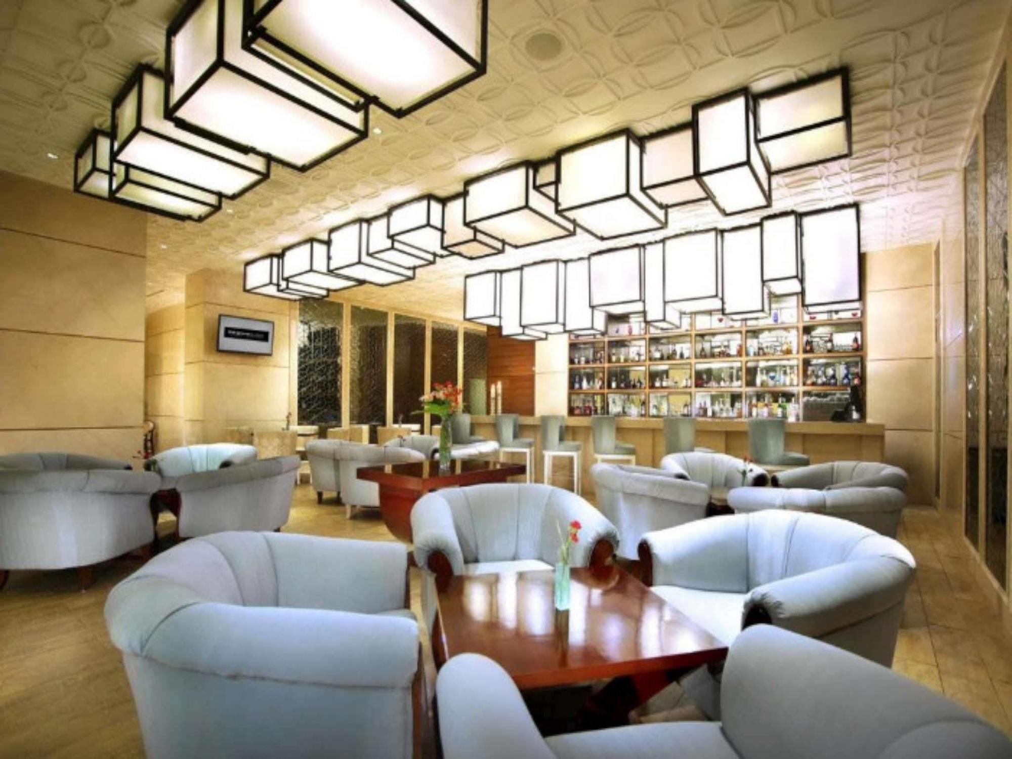 The Grove Suites By Grand Aston Giacarta Esterno foto